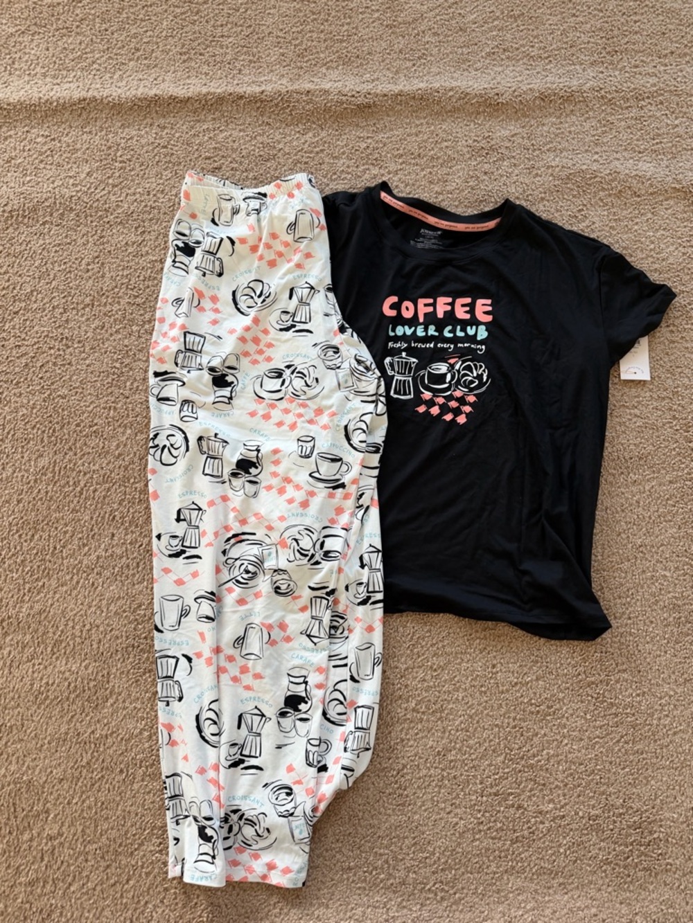 Pajama Set - Picture 4 of 4